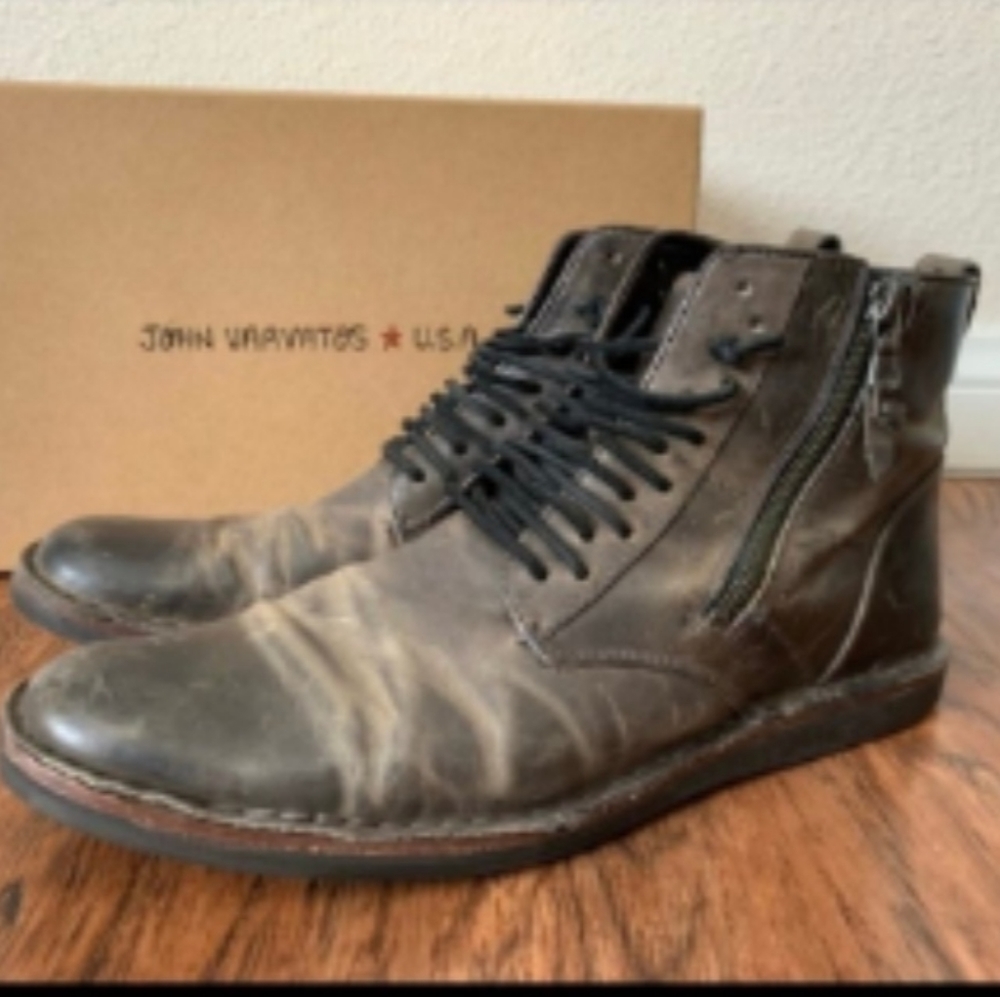 John Varvatos Barrett Distressed Leather Side Zip Boot Men's 11
